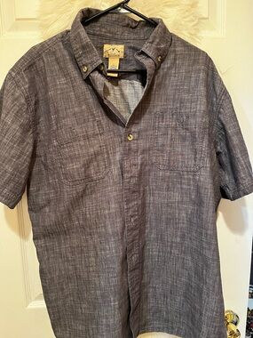 Casual Short-Sleeve Button-Down Shirt - Gray